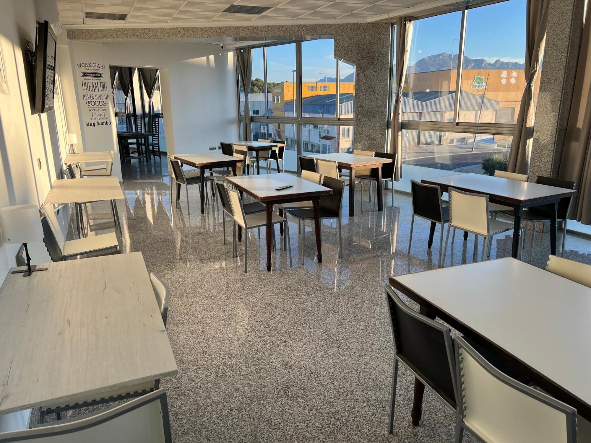 Hostal Kaizen La Nucía 外观 照片