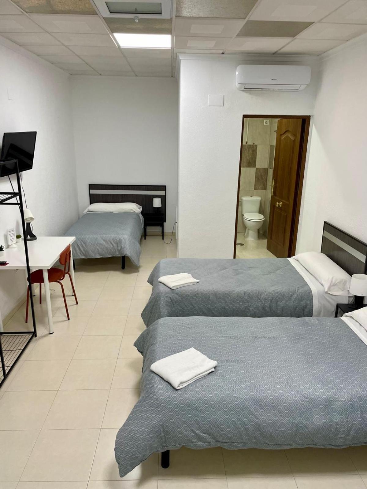 Hostal Kaizen La Nucía 外观 照片